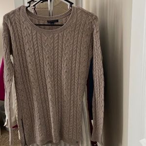American Eagle Outfitters Sweater